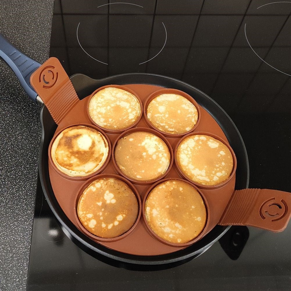 Perfect Round Shape for Fried Eggs and Pancakes
