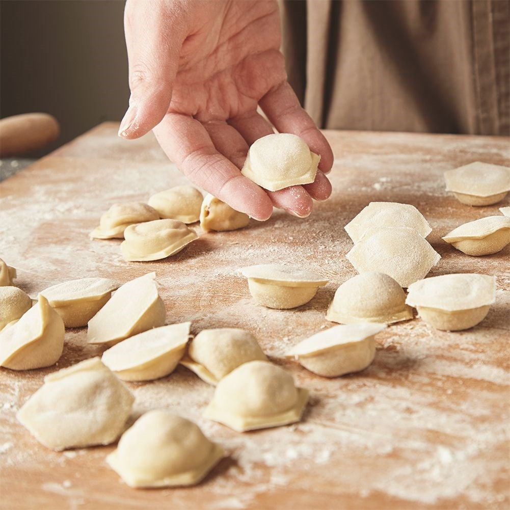 Perfectly shaped uszka: Make 37 at once with the pierogi tool