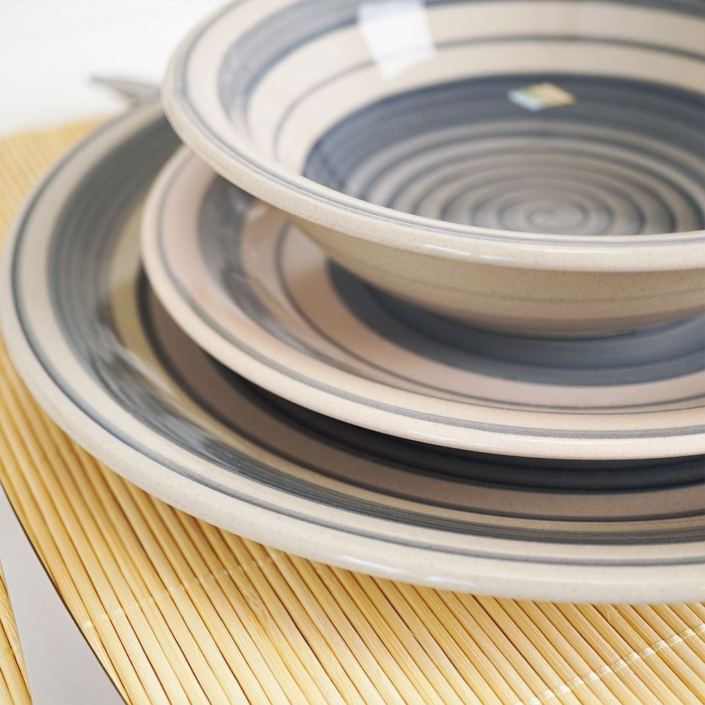 Perfect stoneware service for 4 people - 16 pieces