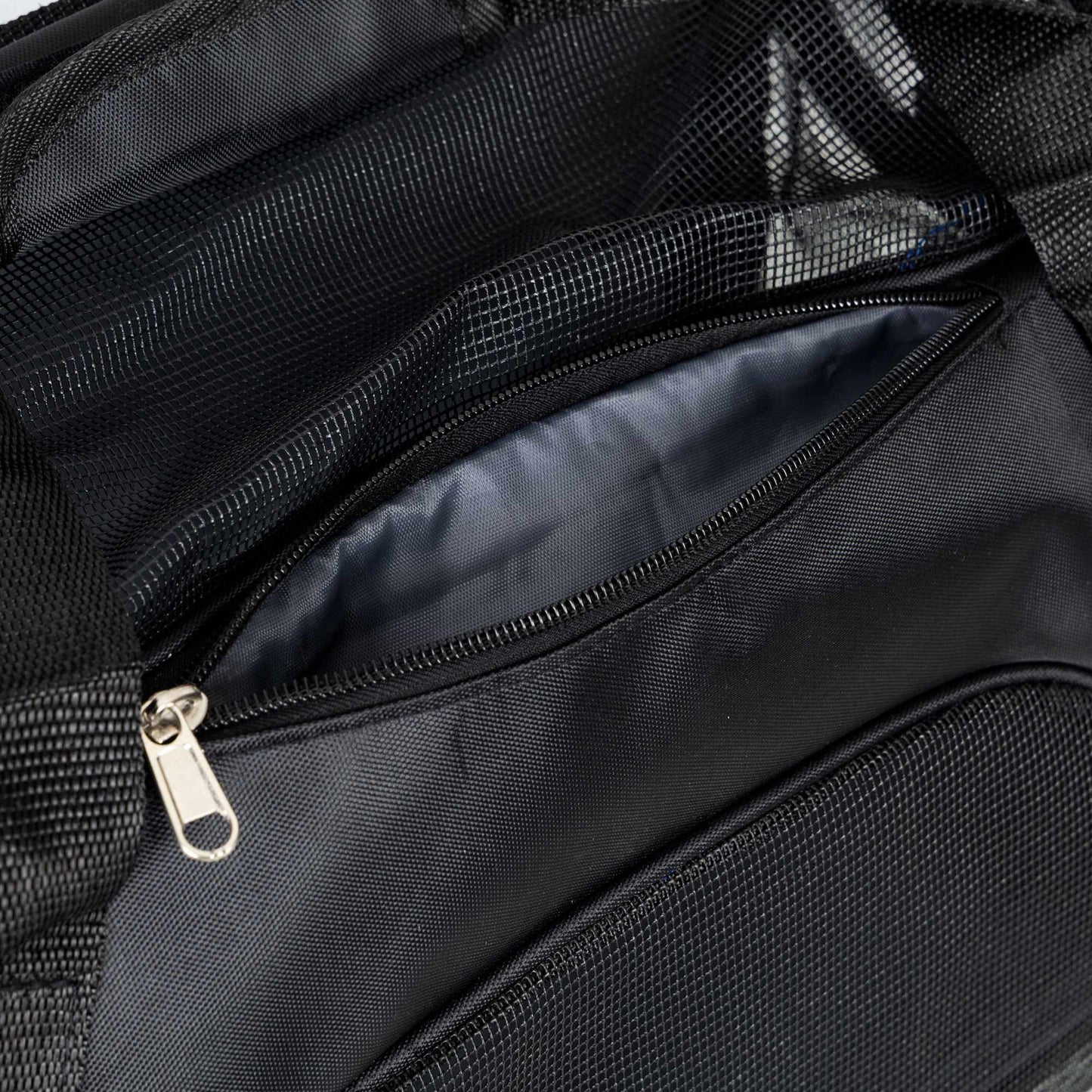 Pet Travel Carrier Bag with Ventilation Mesh, Black