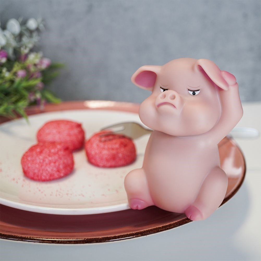 Pig that grunts: Light sensor for the refrigerator door
