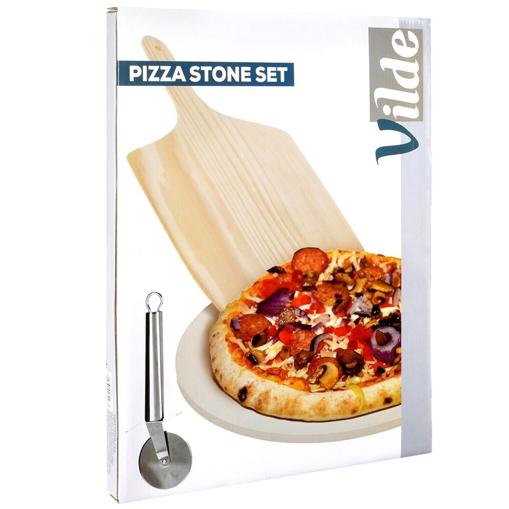 Pizza set with stone, shovel and cutter for perfect pizzas