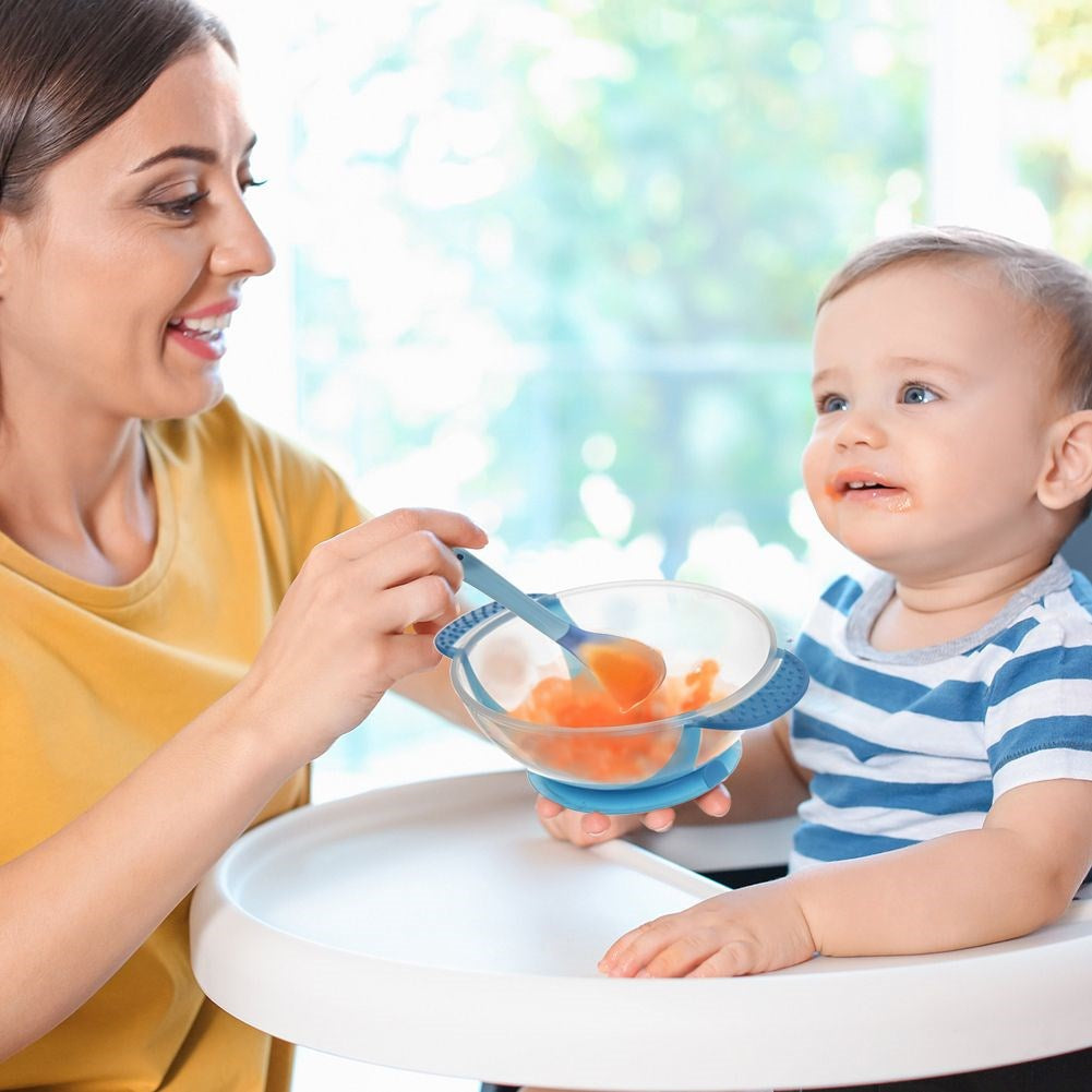Plastic children's bowl with suction cup and spoon 400 ml