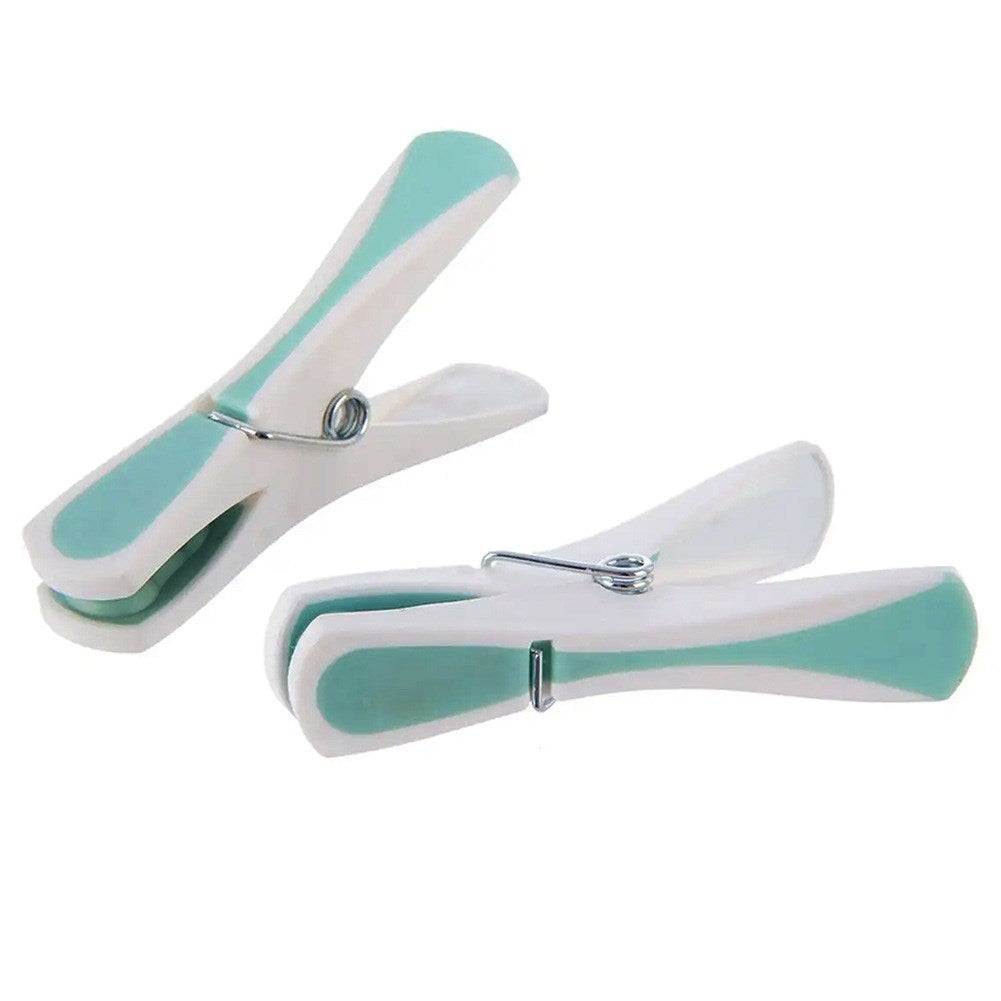 Plastic laundry pegs 12 pcs.