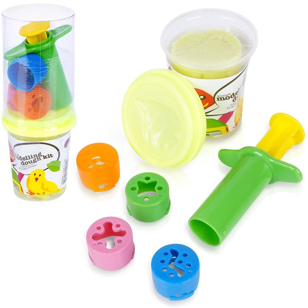 Play-Doh Modeling Wax with Fish Cap and Spray Nozzles