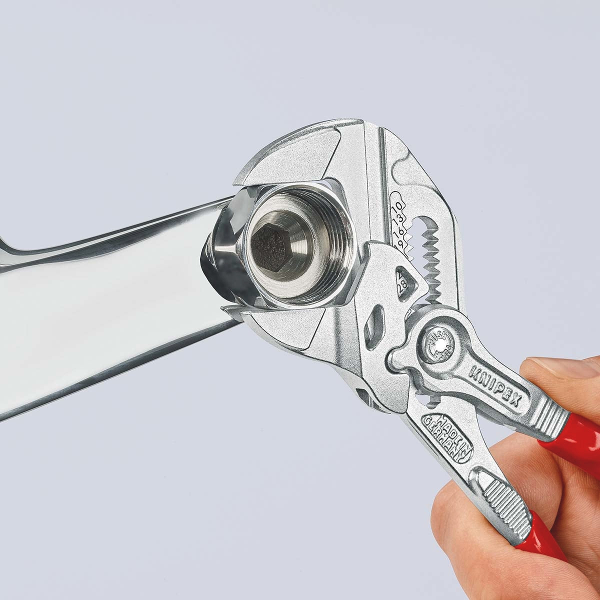 Pliers wrench 180 mm