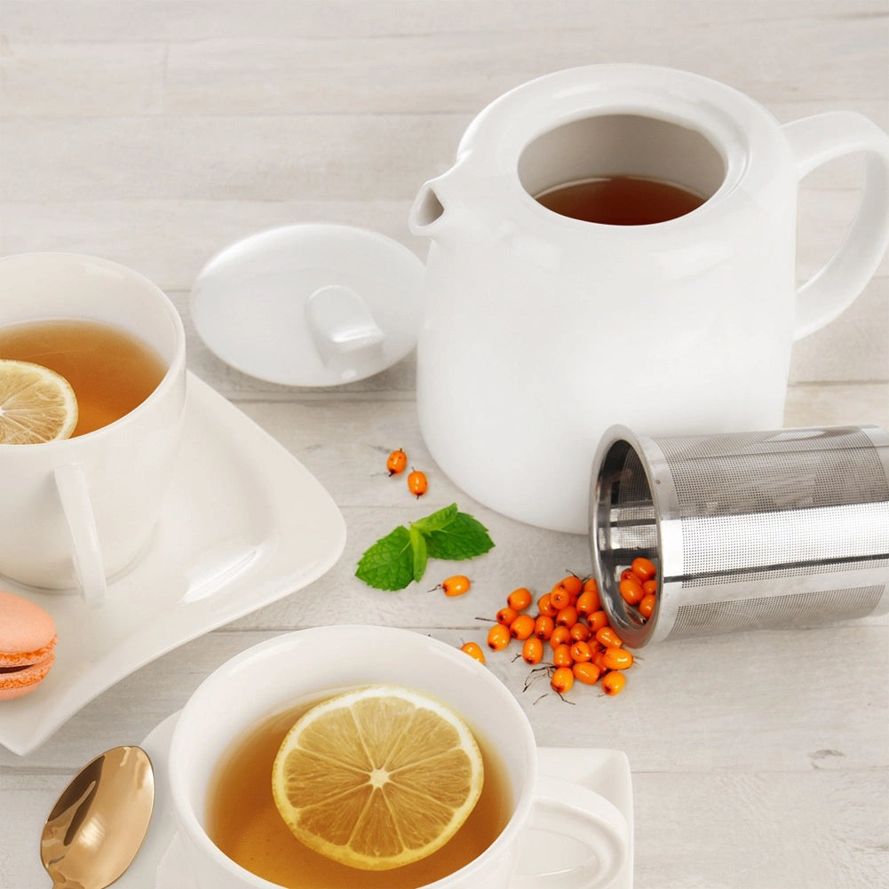 Porcelain Teapot with Infuser, 650 ml Capacity