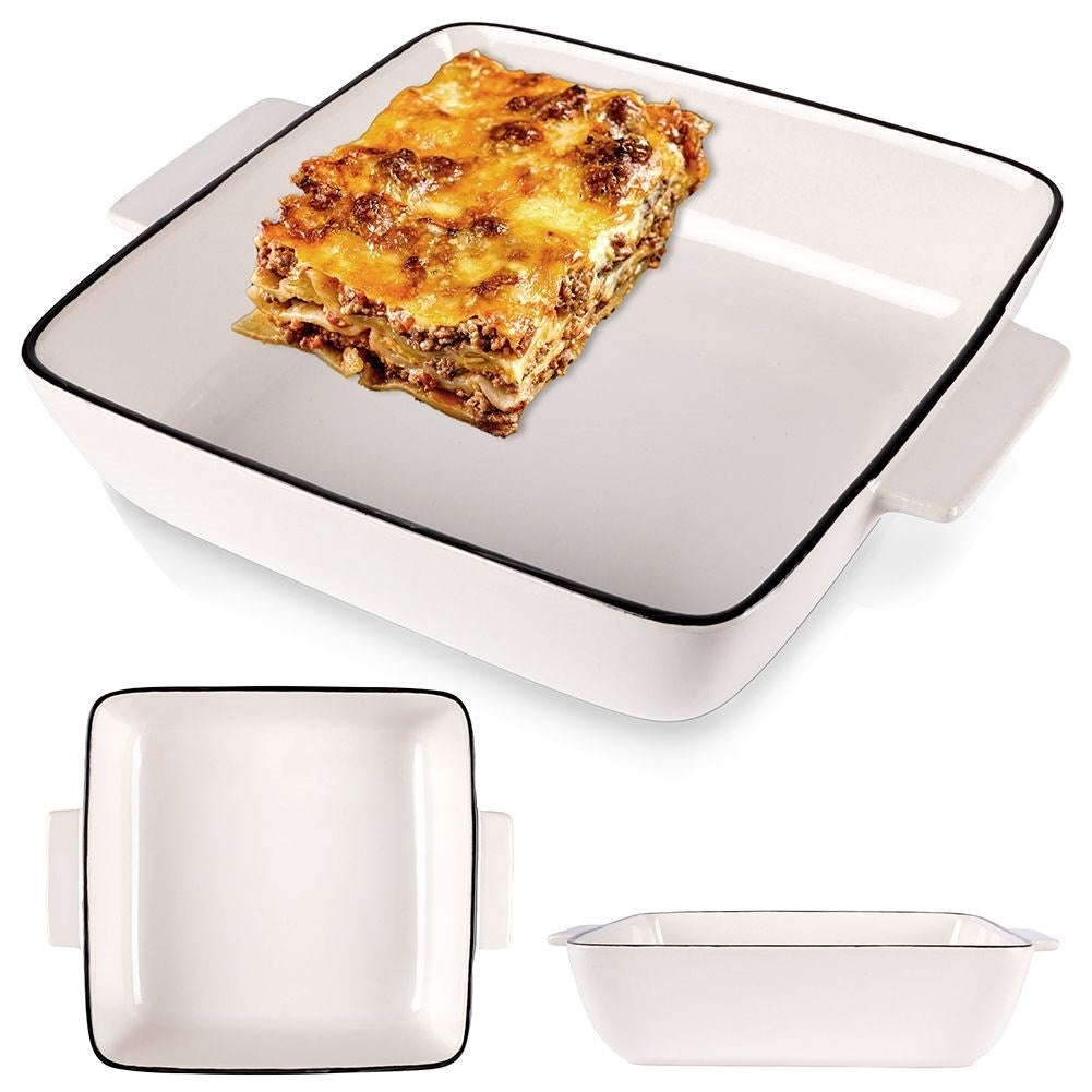 Porcelain baking dish, white with black rim, for lasagna and gratins