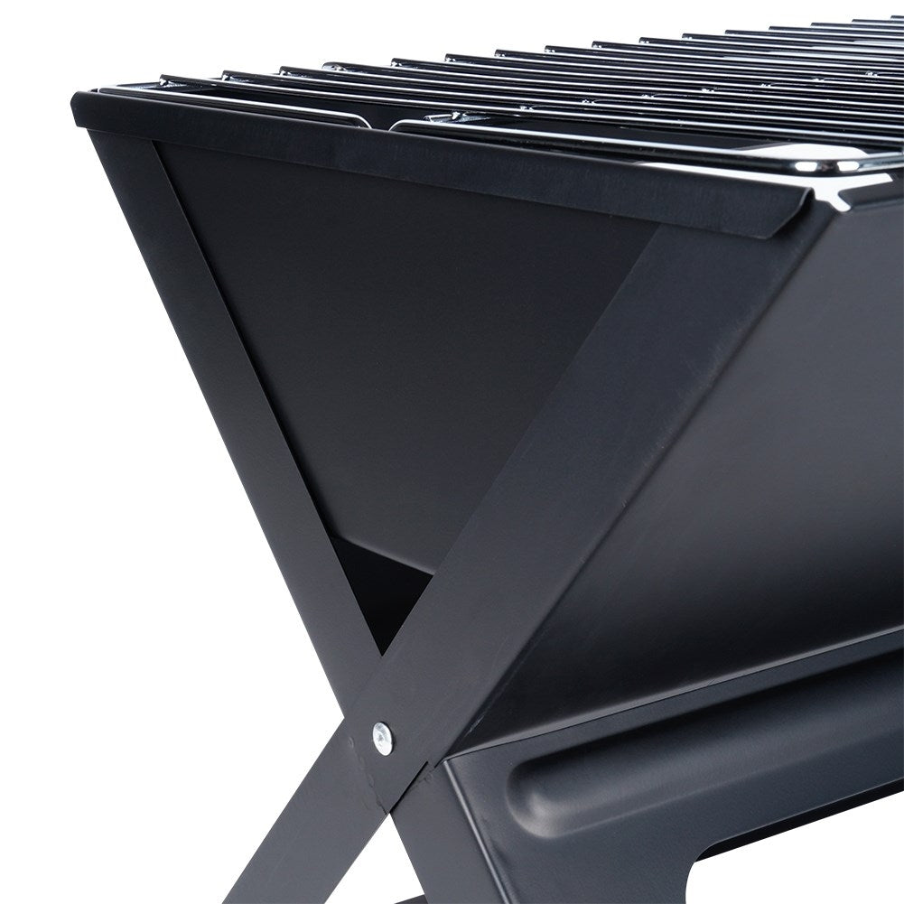 Portable charcoal grill: foldable to 3.5 cm with handle