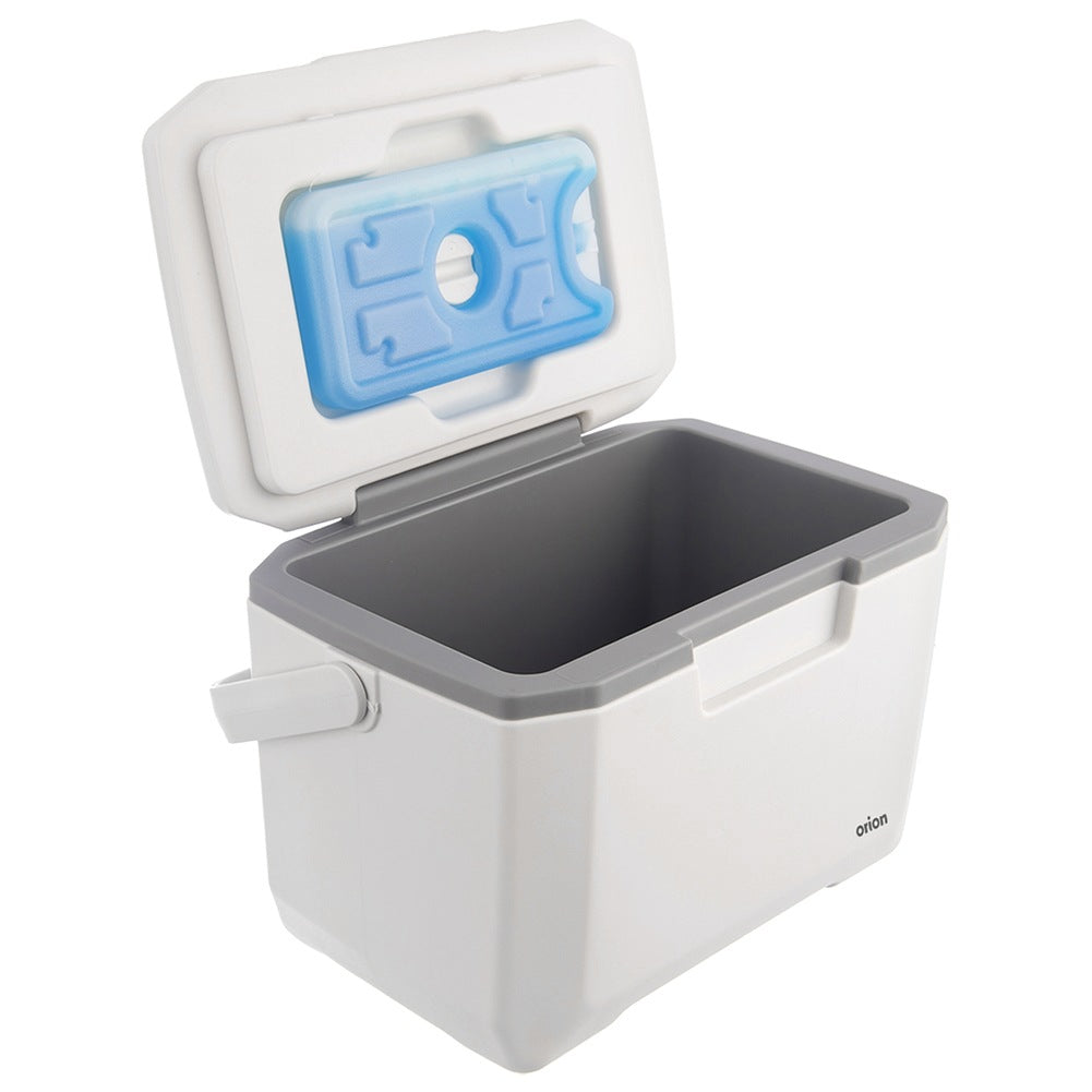 Portable fridge with 5 l cooling insert