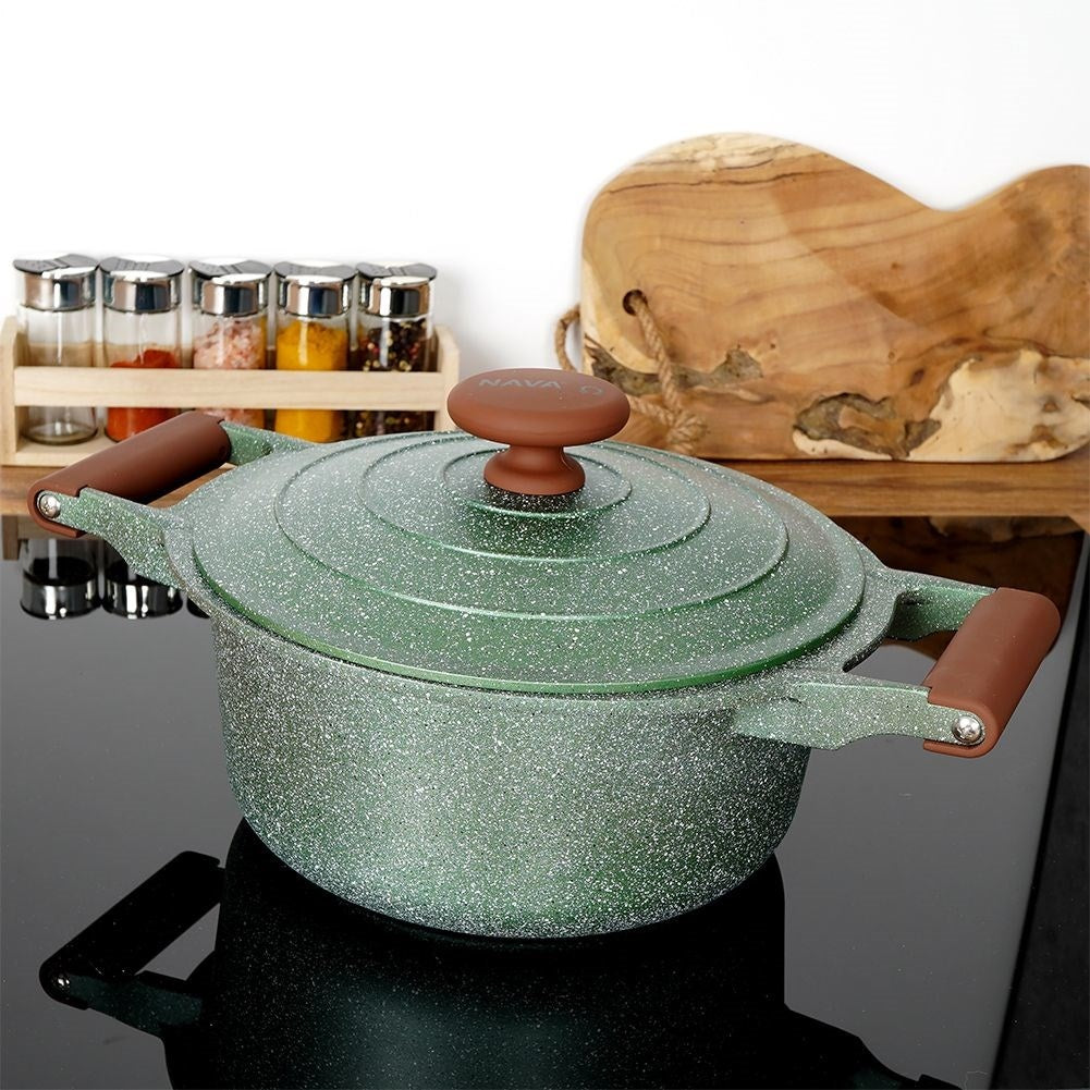 Pot with non-stick granite coating, 4.4L, for all stoves