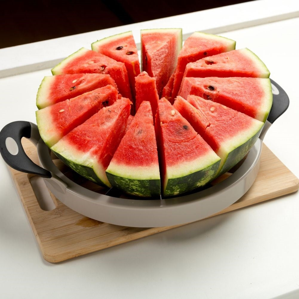 Powerful slicer for easy watermelon slicing