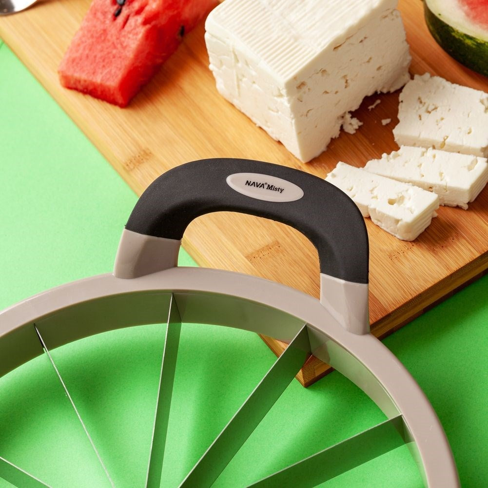 Powerful slicer for easy watermelon slicing