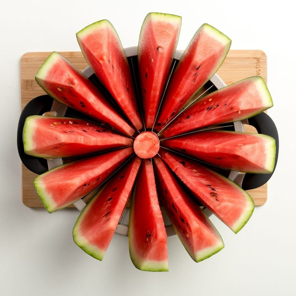 Powerful slicer for easy watermelon slicing