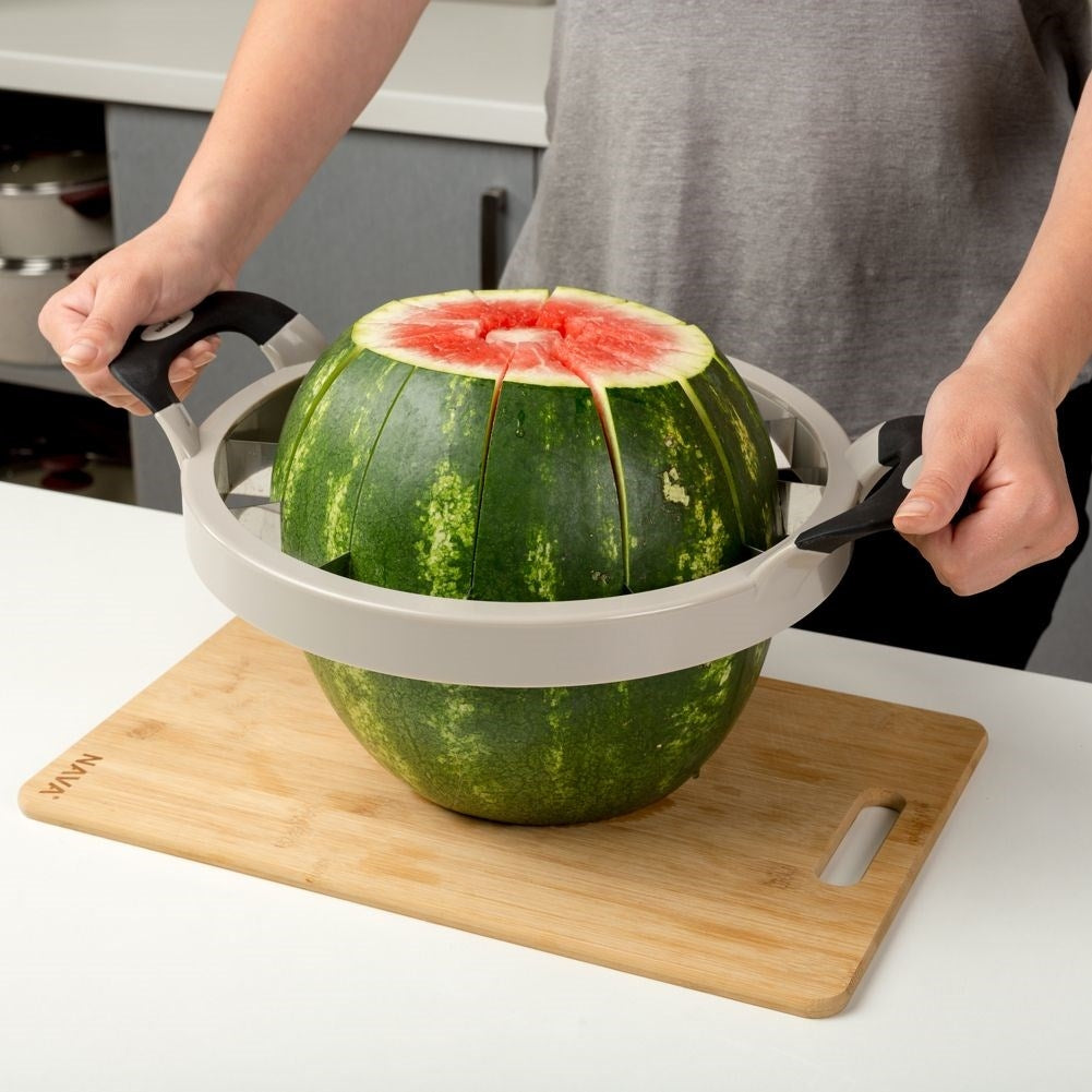 Powerful slicer for easy watermelon slicing