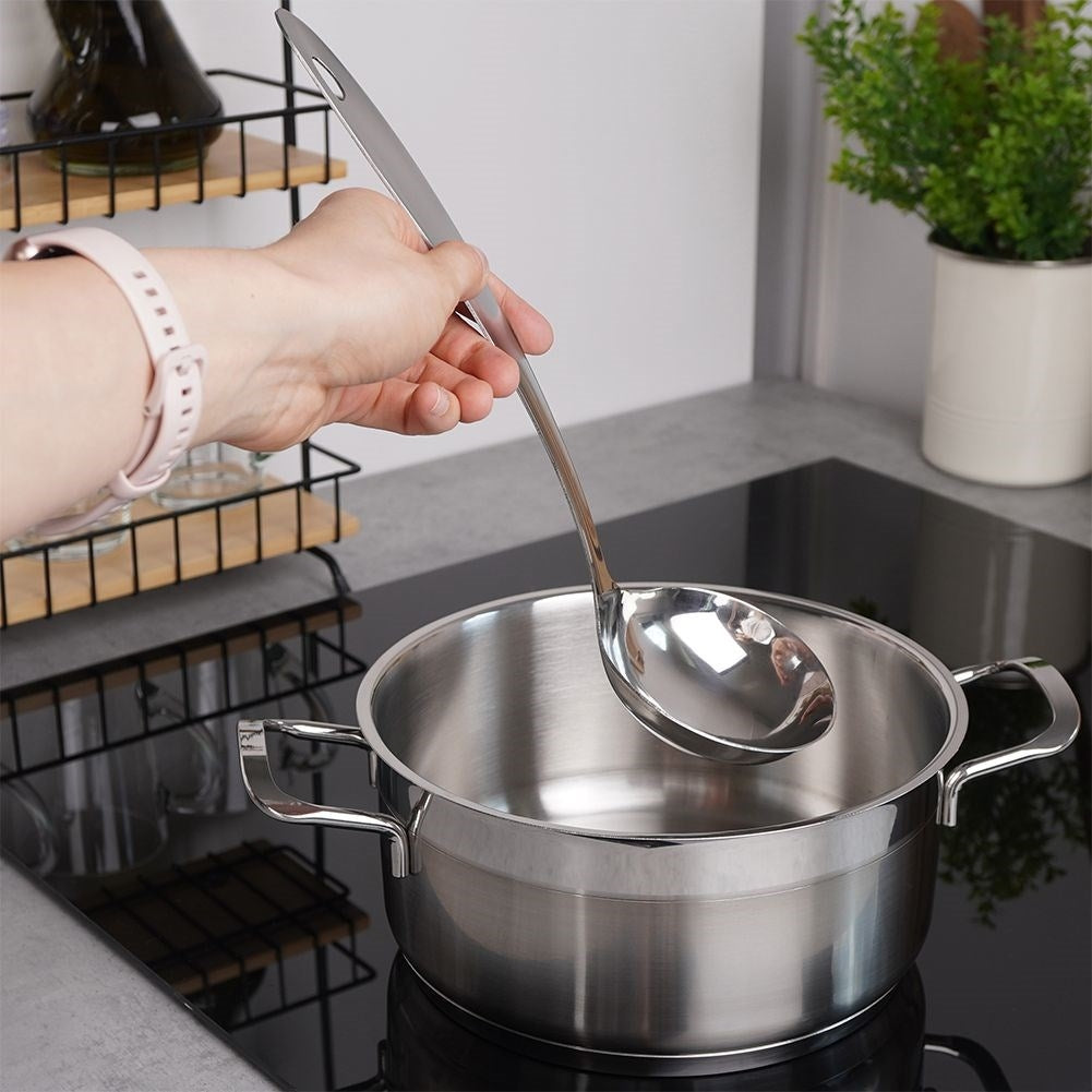 Practical Scoop in Stainless Steel with Suspension