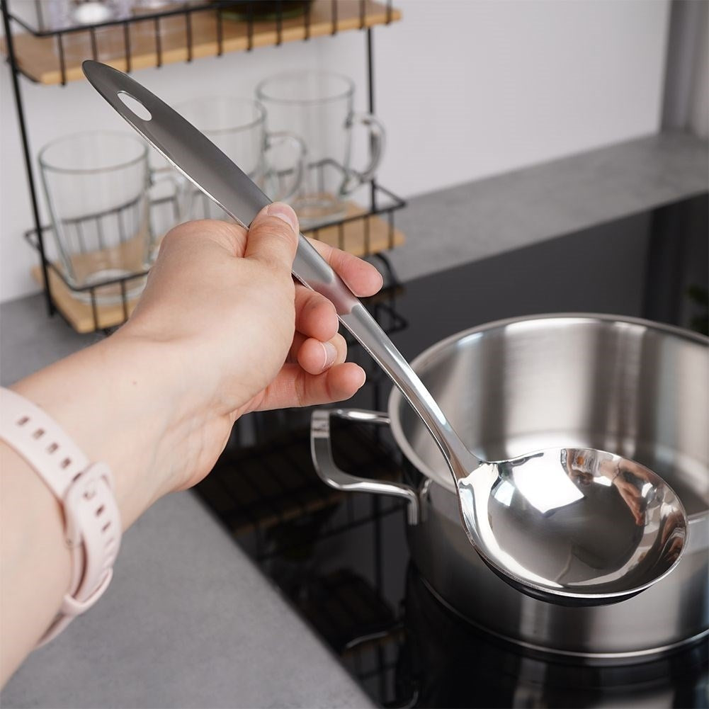 Practical Scoop in Stainless Steel with Suspension