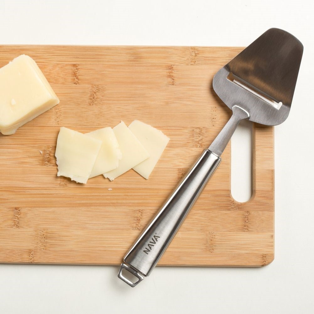 Practical and Fast Cheese Cutter