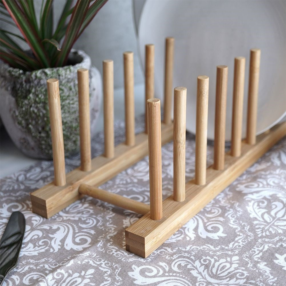 Practical bamboo organizer for plates - easy and fast!