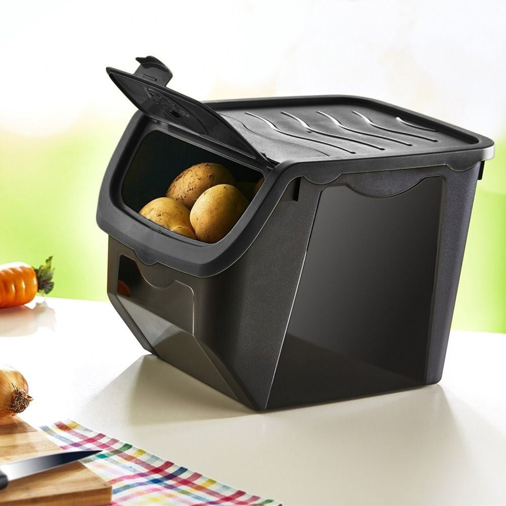 Practical container with lid and adjustable ventilation