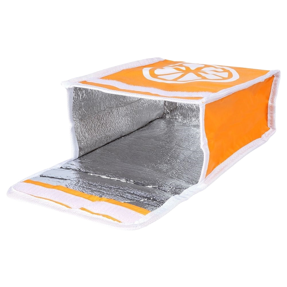 Practical cooler bag for hot and cold food transport