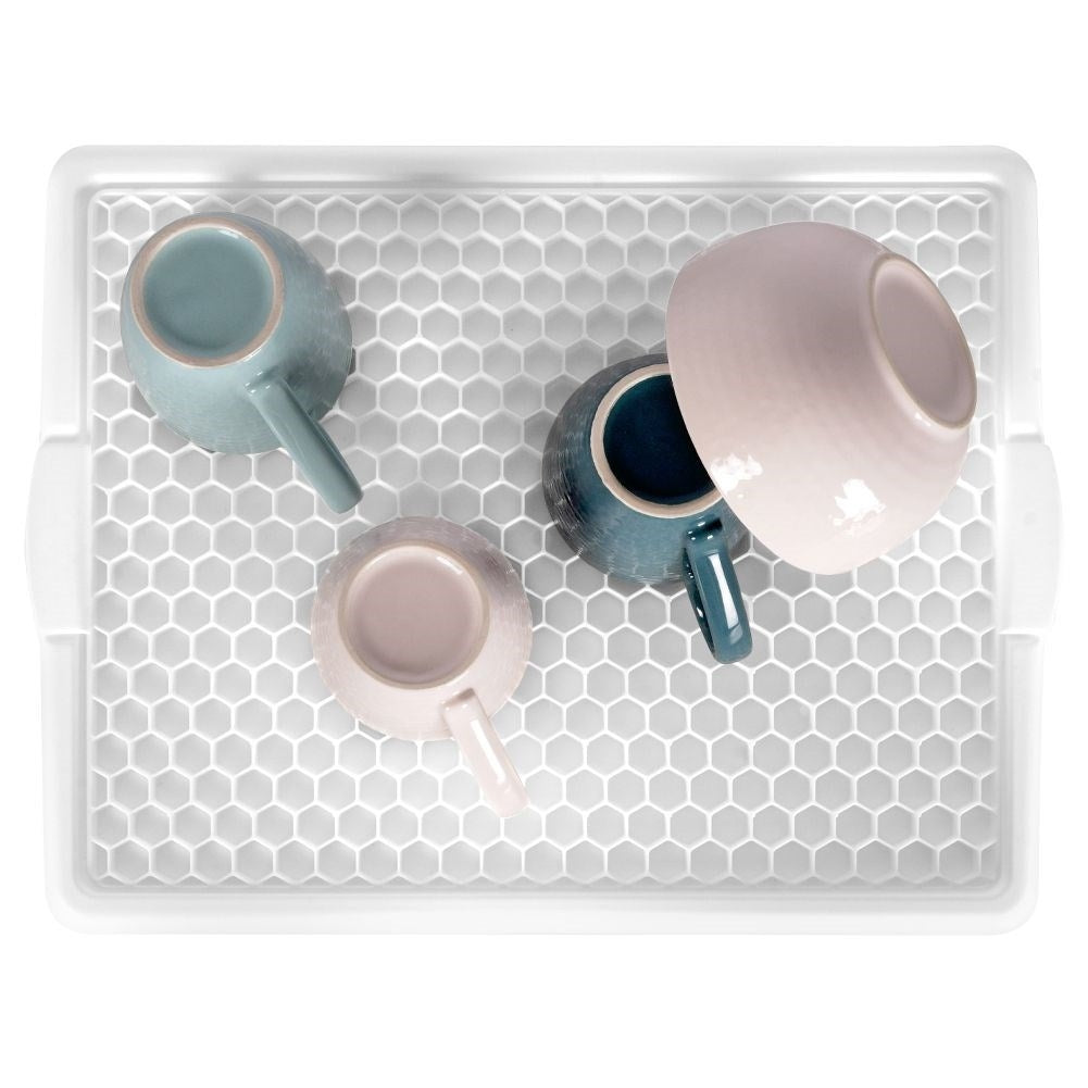 Practical dish mat with removable grid for easy cleaning