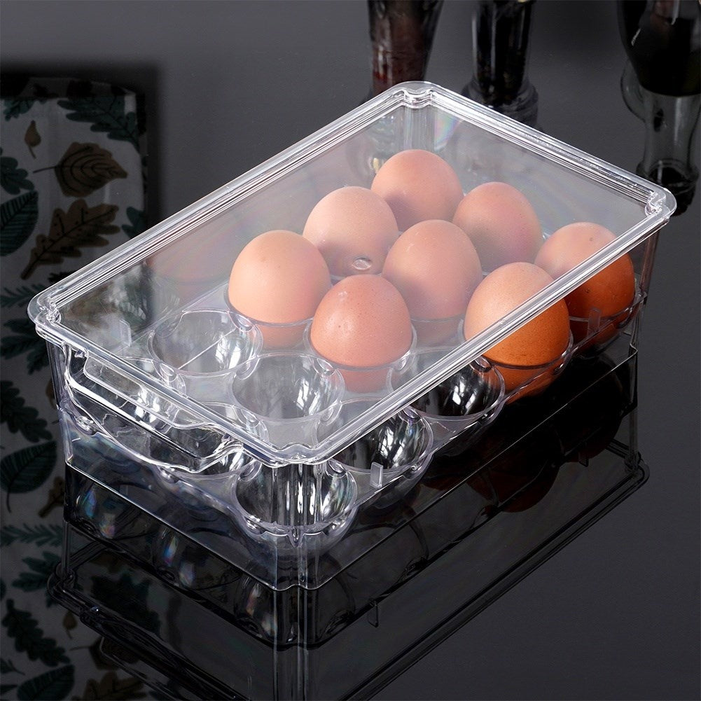 Practical egg storage with lid - holds up to 15 eggs