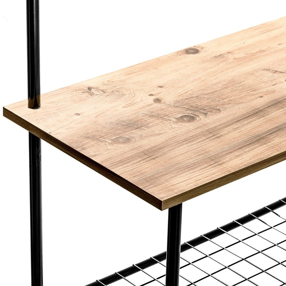 Practical kitchen shelf: Extra storage and work space