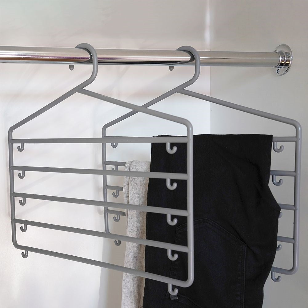 Practical trouser hanger for 5 pairs of trousers, set of 2