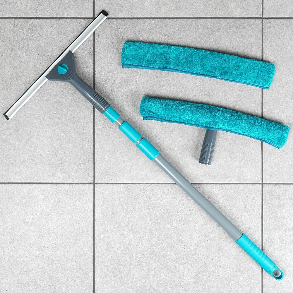 Practical window cleaning kit with telescopic scraper and microfiber cloth