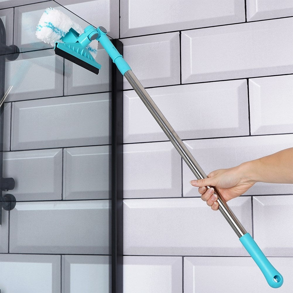 Practical window cleaning set with telescopic handle and 2-in-1 end