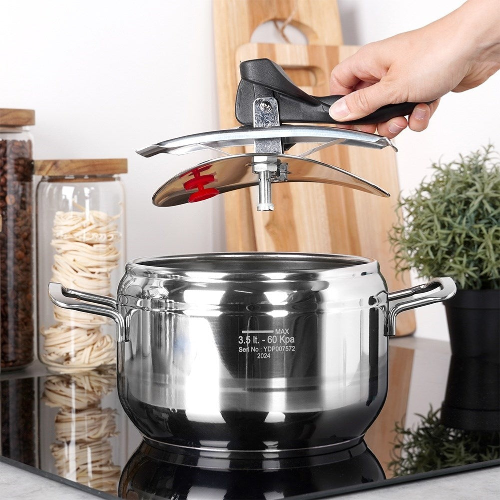 Pressure Cooker: Fast and Efficient Cooking