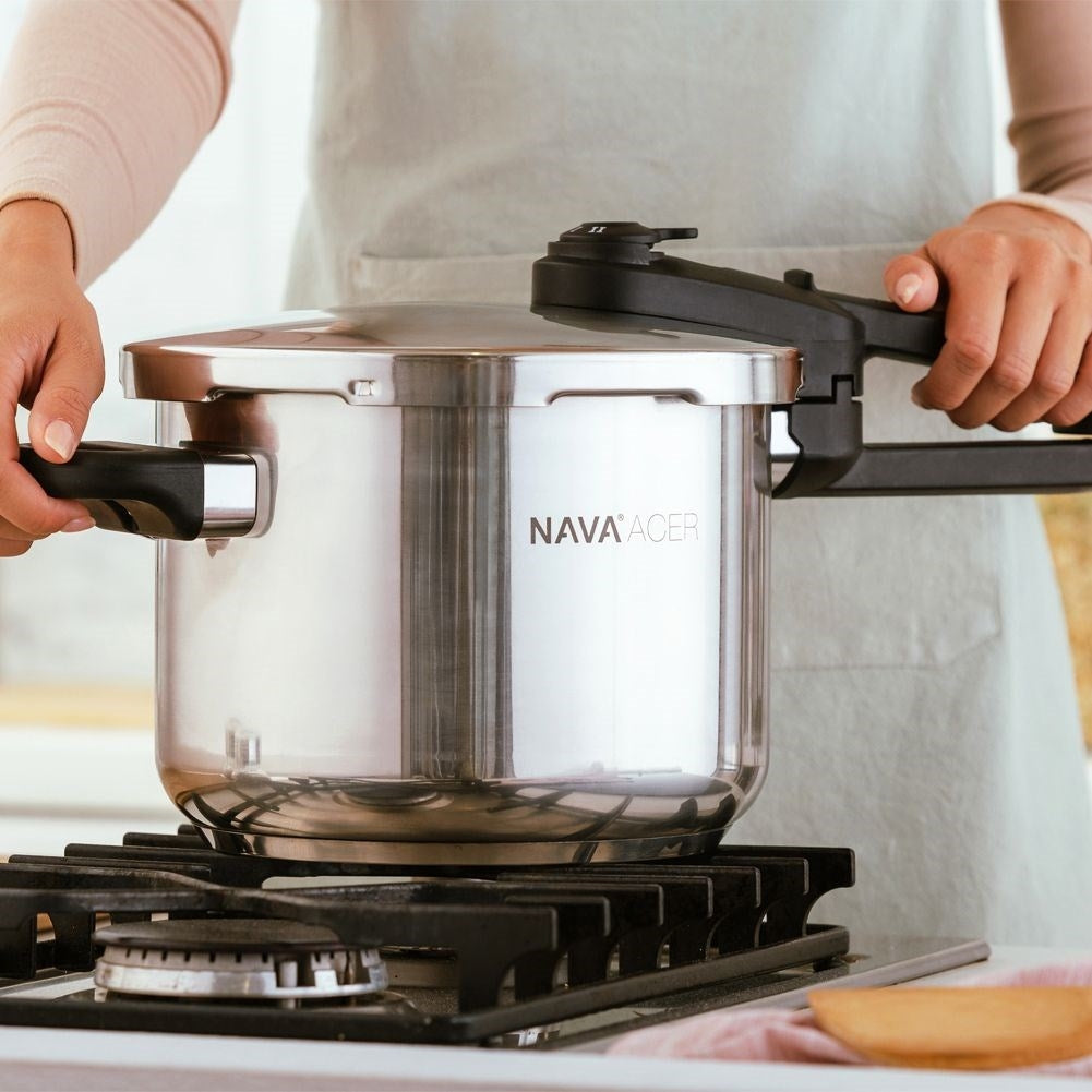 Pressure cooker in stainless steel, 6 litres, quick cooking