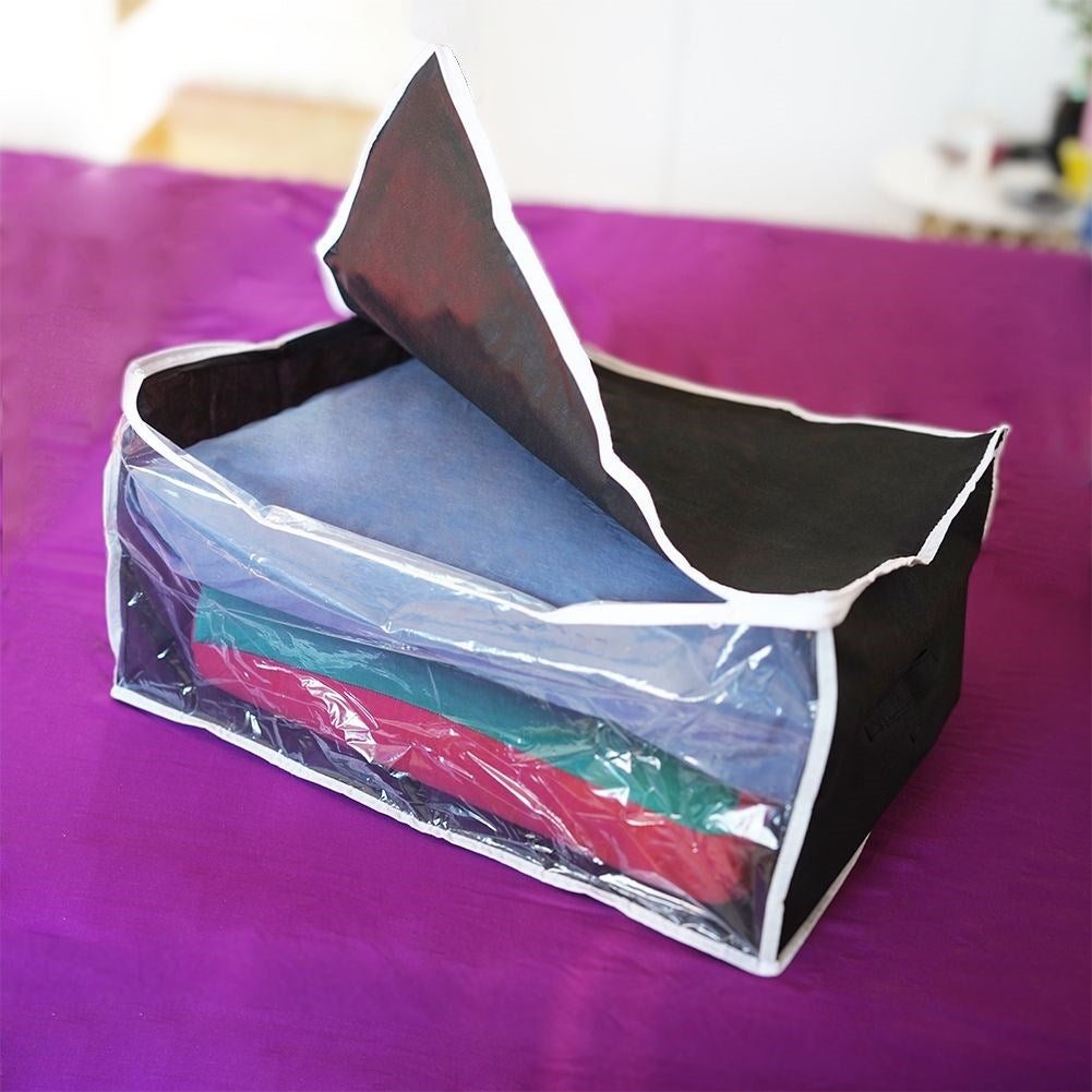 Protection for bedding: moisture-, dust- and moth-proof storage
