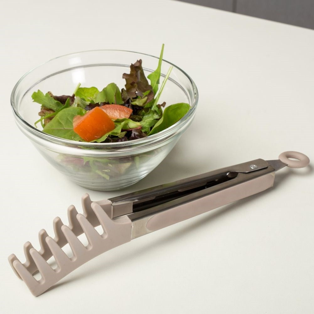 Protective kitchen tongs for gentle handling of spaghetti and salad