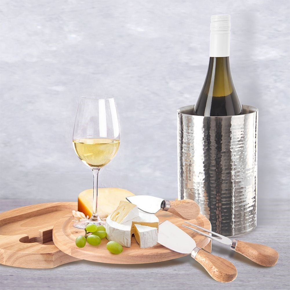 Pull-out cheese tray with knives for easy serving
