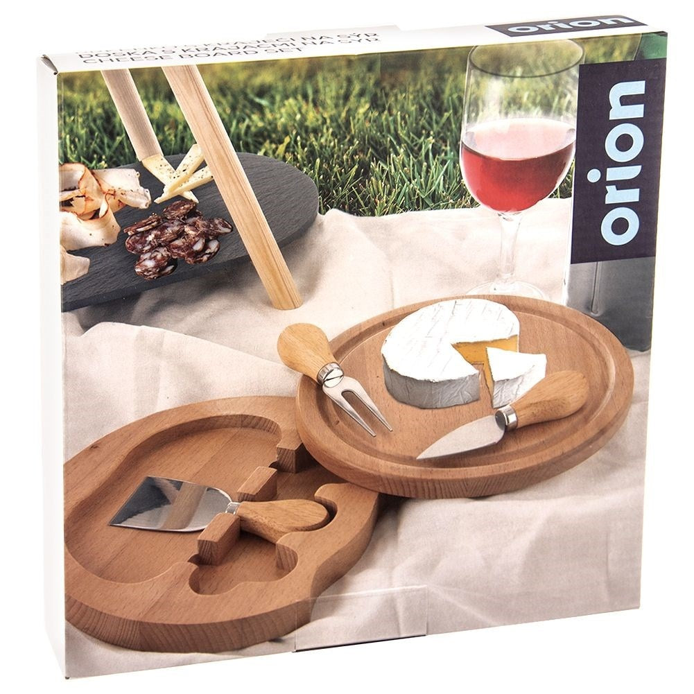 Pull-out cheese tray with knives for easy serving