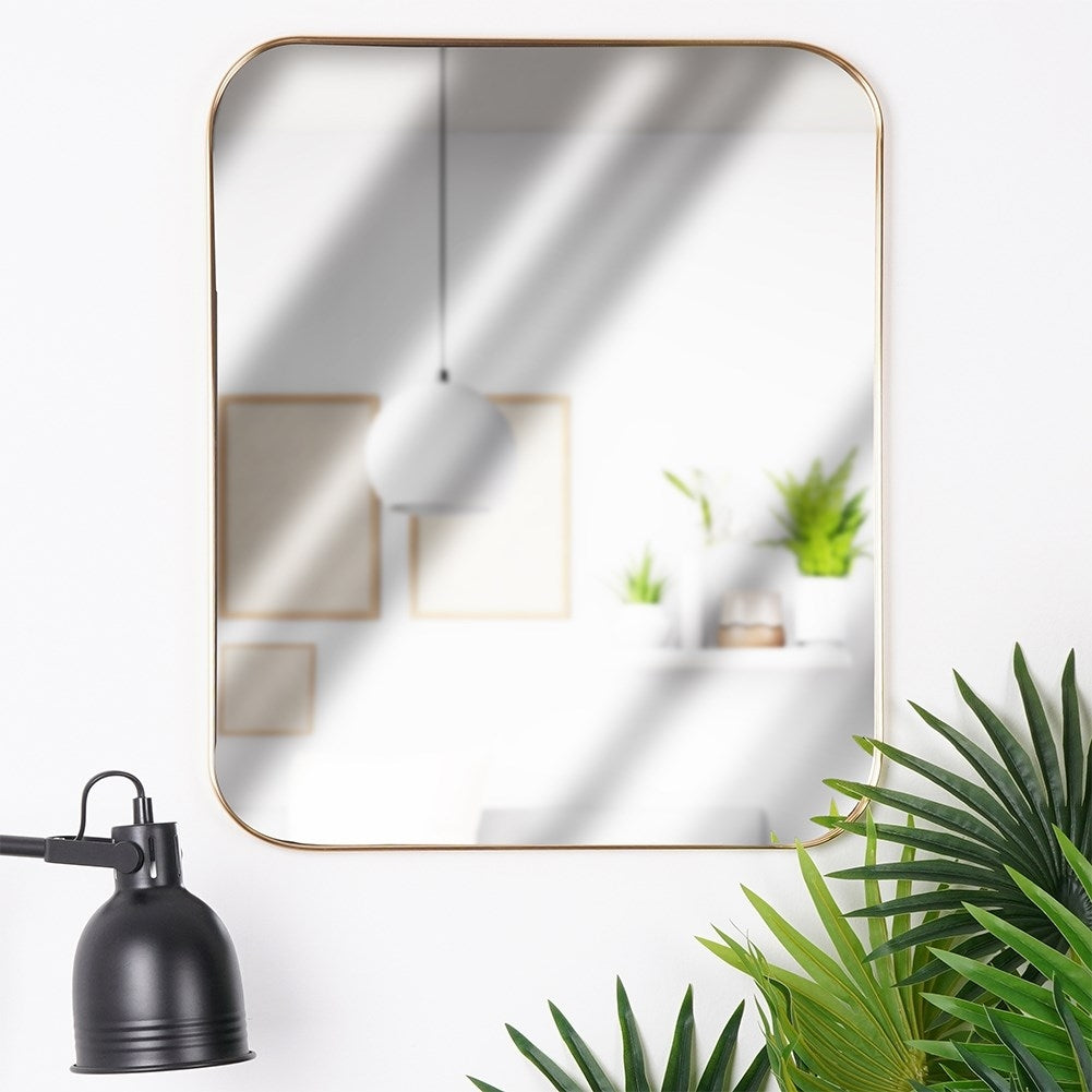 Rectangular Wall Mirror with Gold-Framed Metal and Rounded Corners