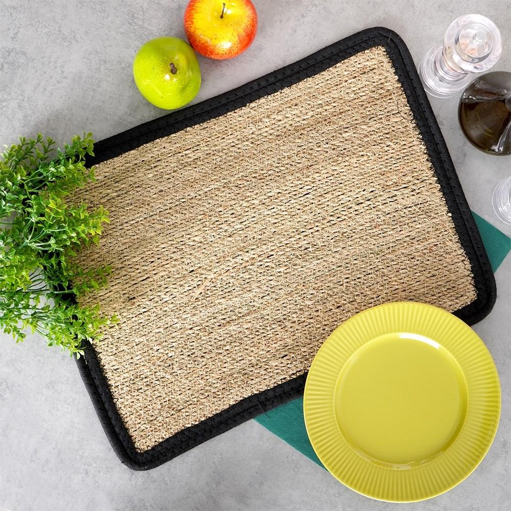 Rectangular kitchen mat in plaited seaweed