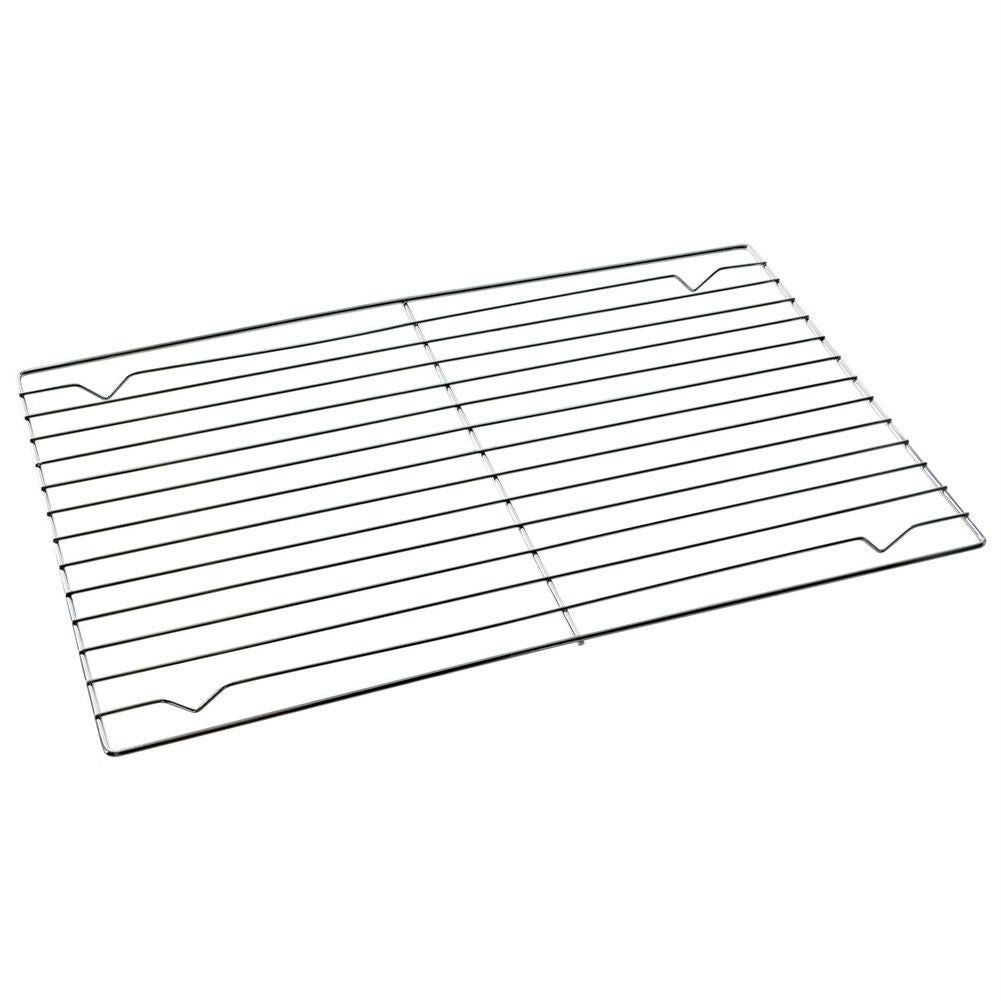 Rectangular mat for cooling hot pastries and buns