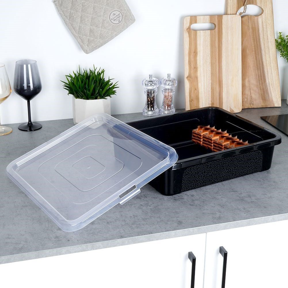 Rectangular plastic cookie container with transparent lid
