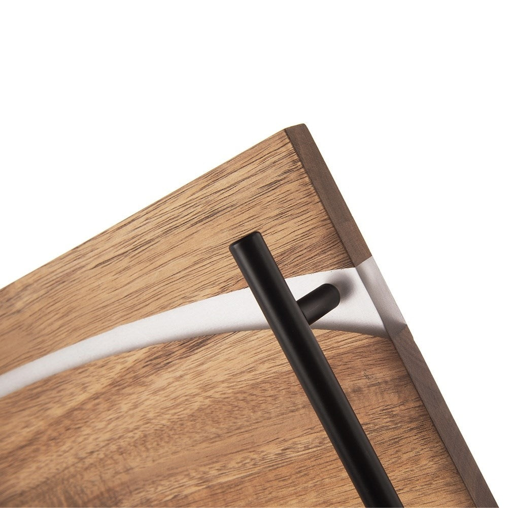 Rectangular serving tray in durable acacia wood