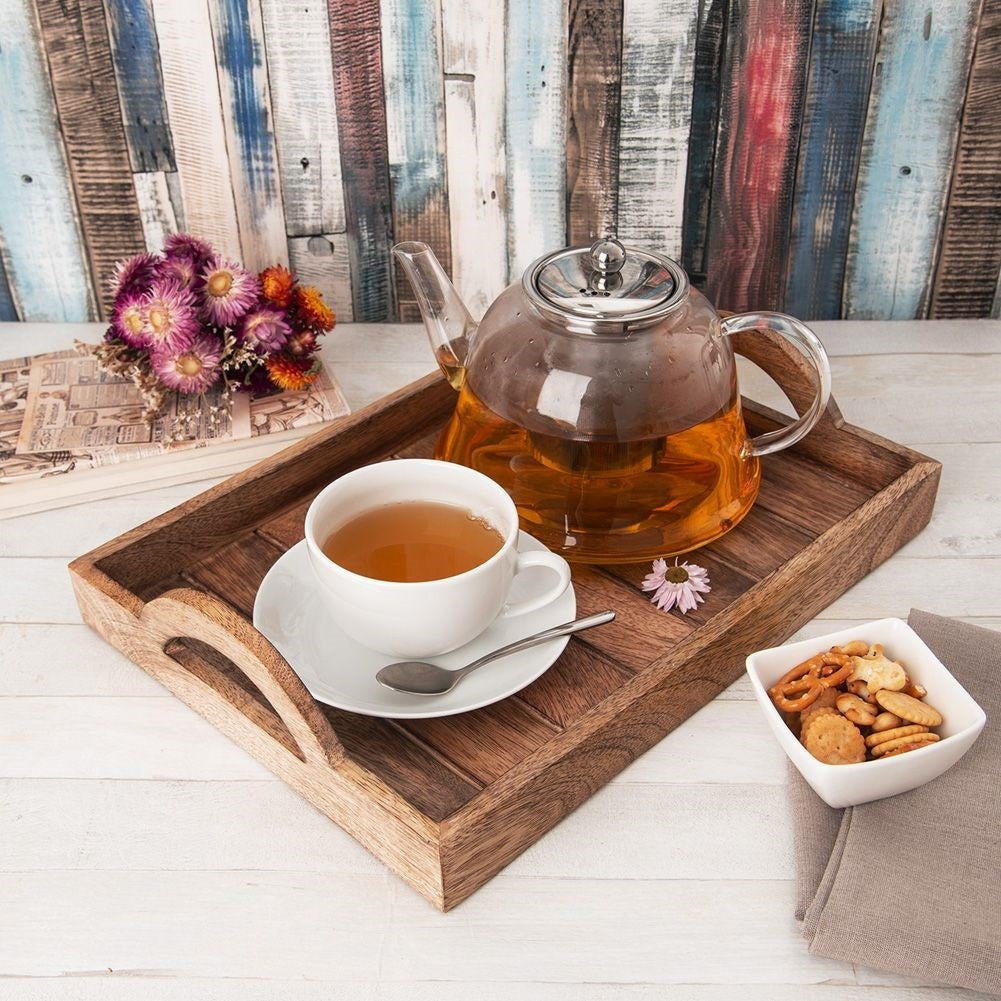 Rectangular serving tray in durable mango wood