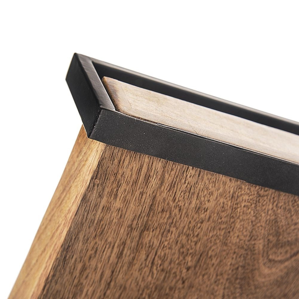 Rectangular serving tray in mango wood with metal handle