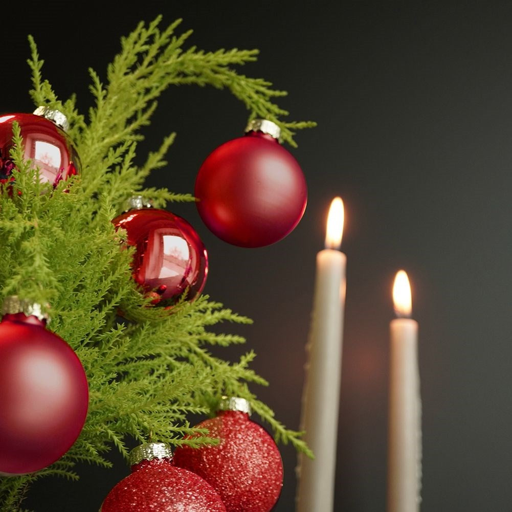 Red glass Christmas tree baubles 52 pcs.