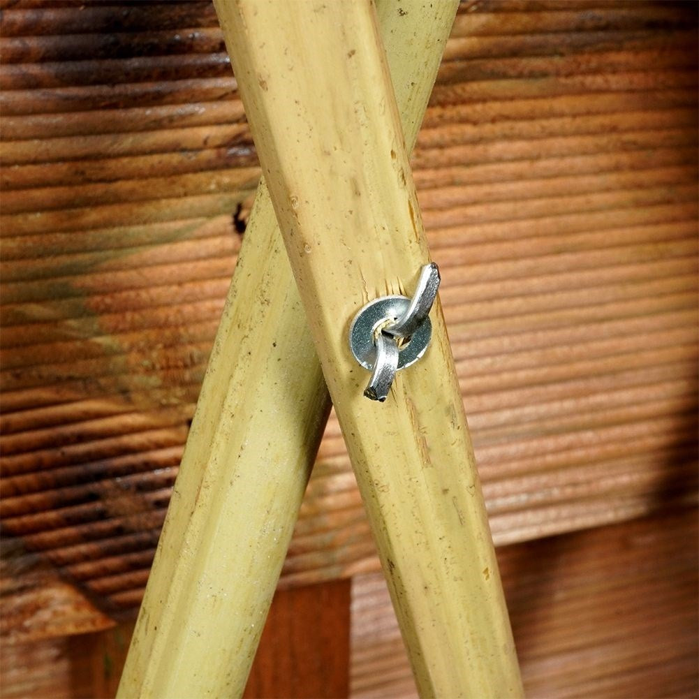 Retractable bamboo trellis for climbing plants in the garden