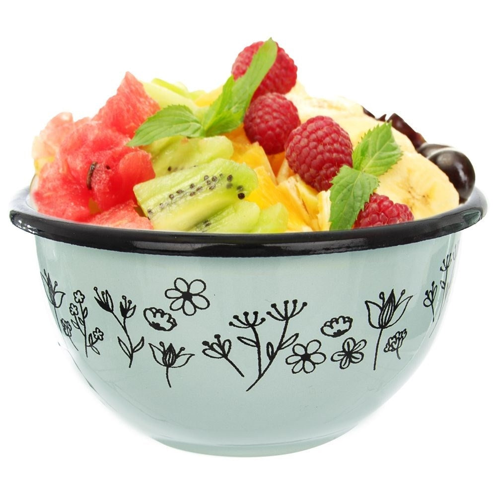 Retro Bowl in Enameled Steel for All Occasions
