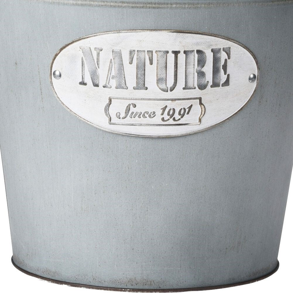 Retro metal pot with jute rope handle for indoor/outdoor use