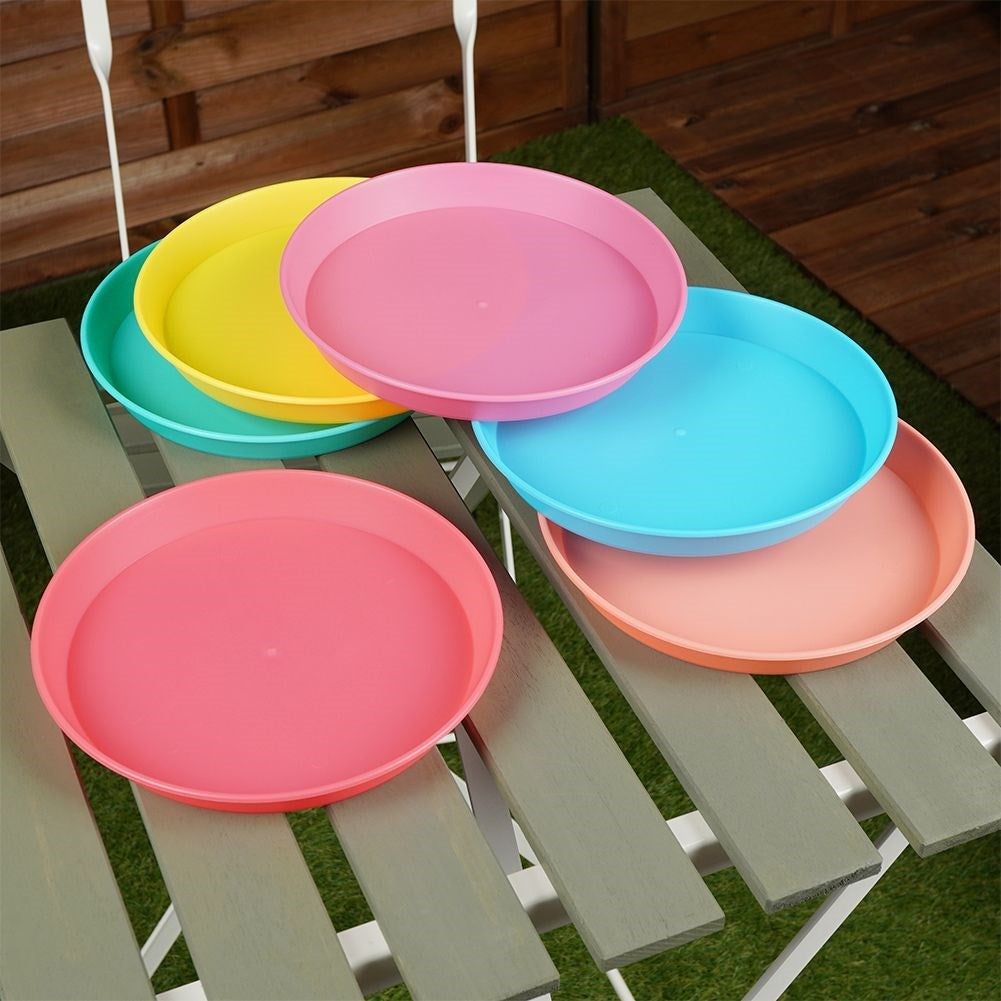 Reusable Plates in Durable Material, Several Colors