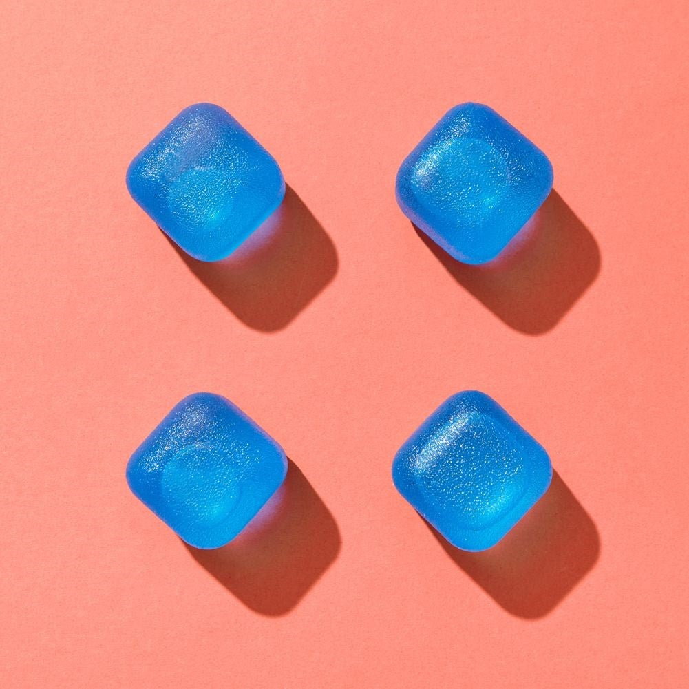 Reusable cube-shaped ice cubes for cold drinks